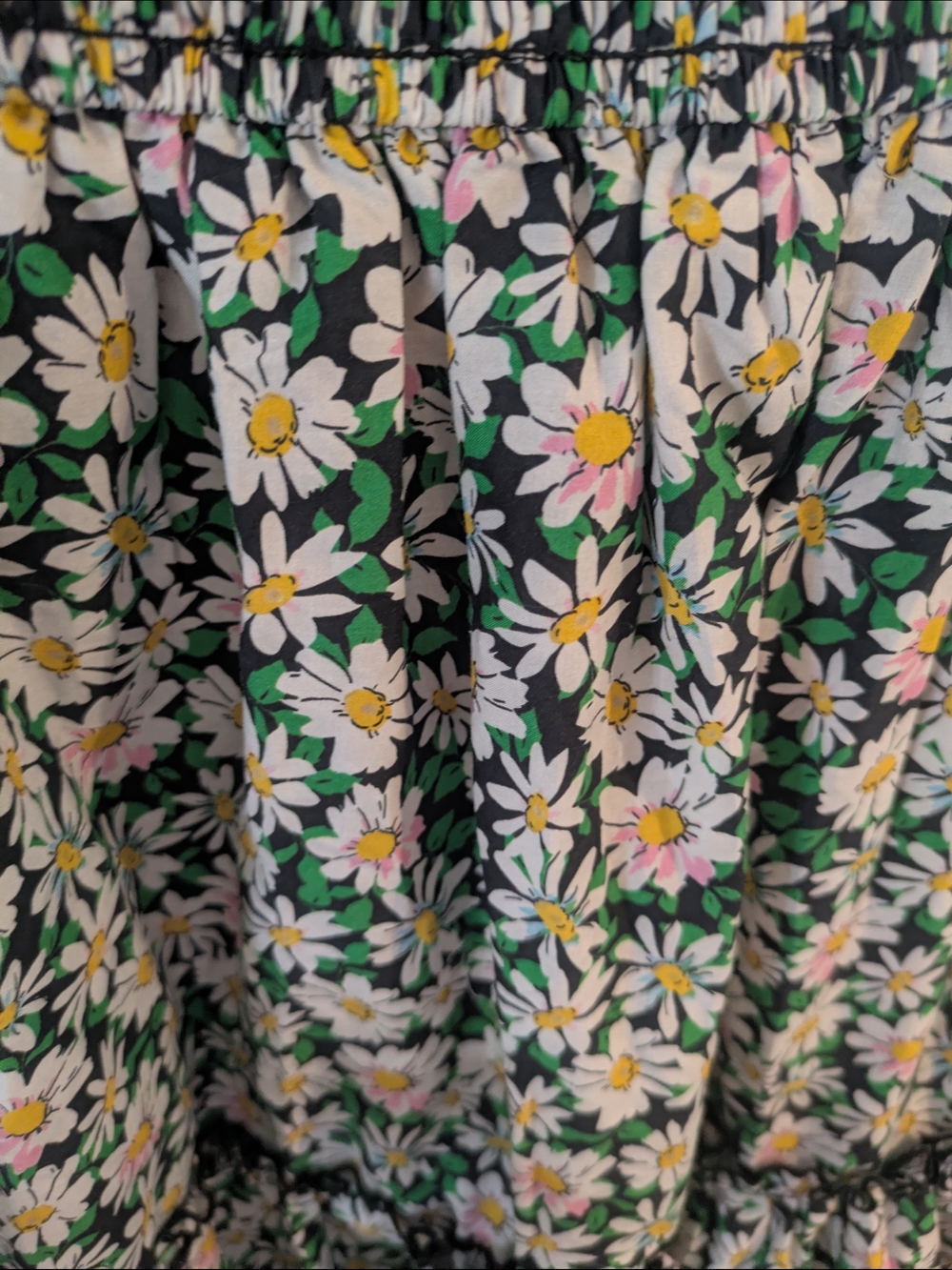 Ivy City Co Green Daisy Print Puff-Sleeve Tiered Dress - Picture 3 of 4
